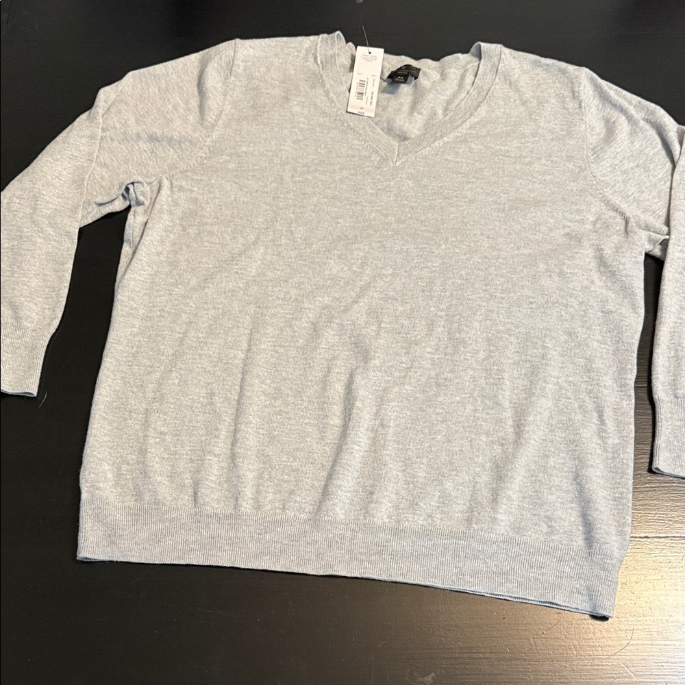 Worthington‎ Men's Soft Gray V-Neck Sweater NWT
